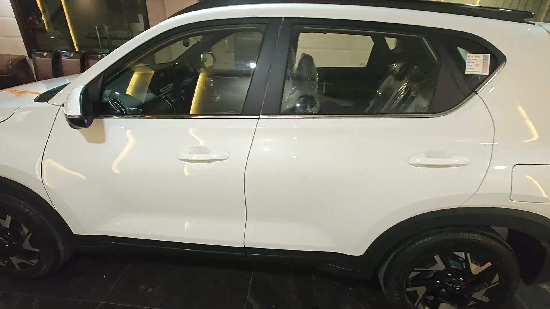 Side profile — white unit